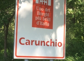 2018 06 Italy Carunchio sign