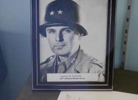 P1020677